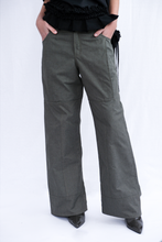 AW25 // STRUCTURED PANTS