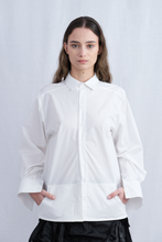 AW25 // WHITE SHIRT WITH POCKETS