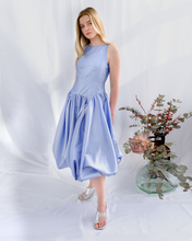 Soft Drop: bubble dress with ties