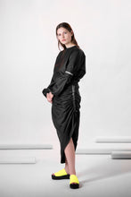 FF10 Black unisex armband top
